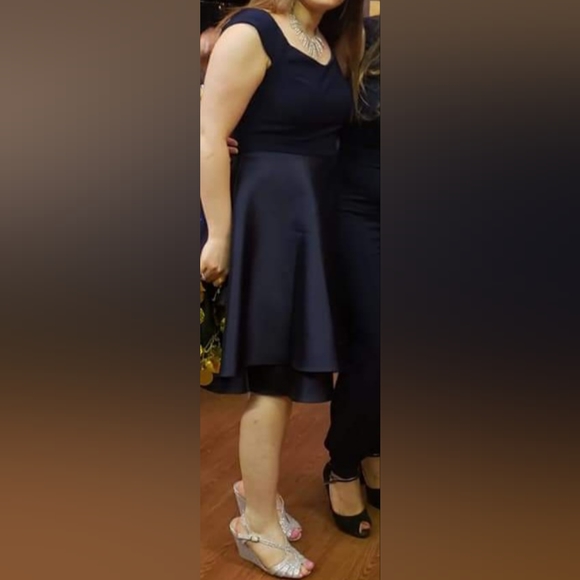 LE CHATEAU OFF THE SHOULDER DRESS NAVY COLOR Size Small - Picture 3 of 14